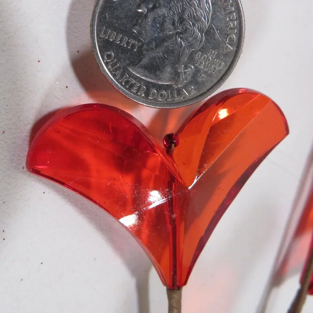 Giant WARM RED Flower Bead Floral Pic (10 hearts per pick) Multi-dimensional